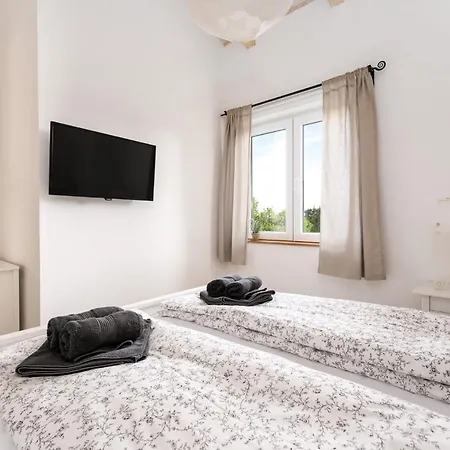 Romantic With A Large Pool Surrounded By Greenery - By Traveler Tourist Agency Krk Id 2150 Villa *