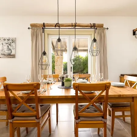 Villa Romantic With A Large Pool Surrounded By Greenery - By Traveler Tourist Agency Krk Id 2150