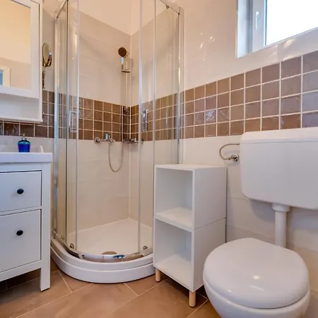 Villa Romantic With A Large Pool Surrounded By Greenery - By Traveler Tourist Agency Krk Id 2150 Garica