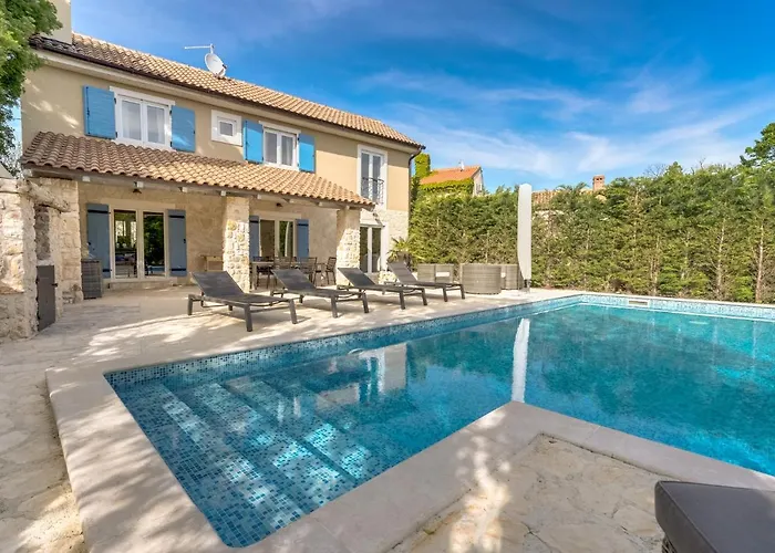 Romantic With A Large Pool Surrounded By Greenery - By Traveler Tourist Agency Krk Id 2150 Garica